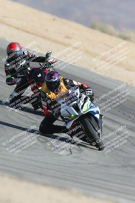 media/Sep-20-2025-Race Pace (Sat) [[d4e1b33f4d]]/Non Verified/Turn 10 (10am)/